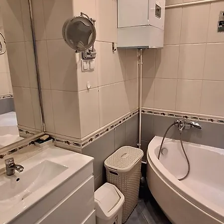 Na 5 * تارنوف